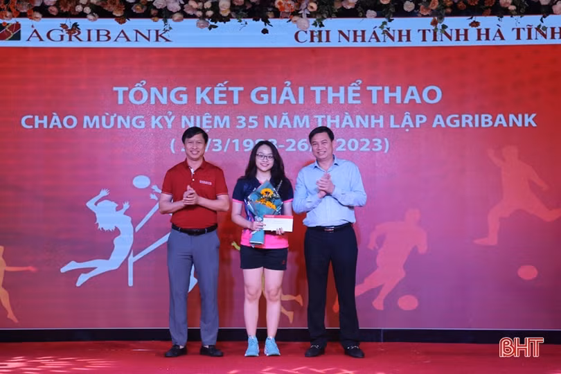 Agribank Chi nhánh tỉnh Hà Tĩnh tổ chức thành công giải thể thao mừng 35 năm thành lập