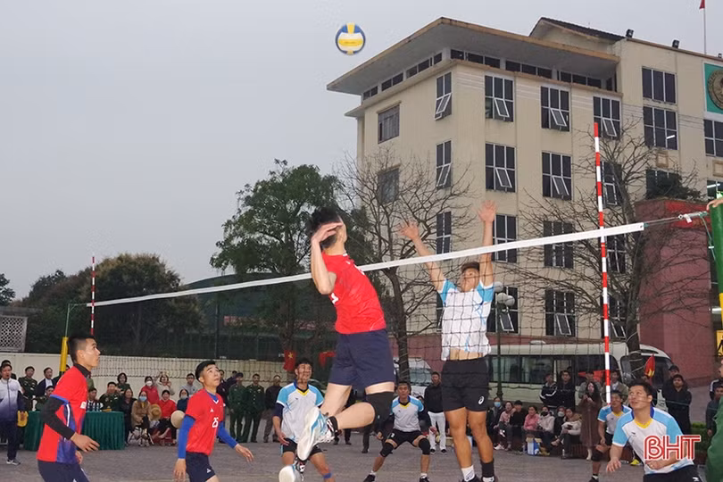Sôi nổi thi đấu thể thao chào mừng Ngày Biên phòng toàn dân