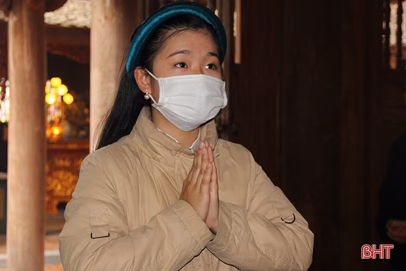 Giới trẻ Thành Sen yêu thích hoạt động văn hóa truyền thống tại Lễ hội xuân Văn Miếu
