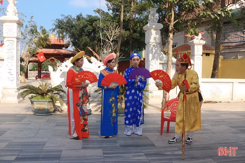 “Giữ lửa” trò Kiều ở Hà Tĩnh