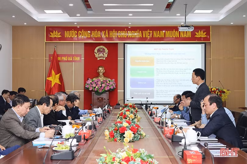 Tham vấn ý kiến về định hướng phát triển TP Hà Tĩnh giai đoạn mới