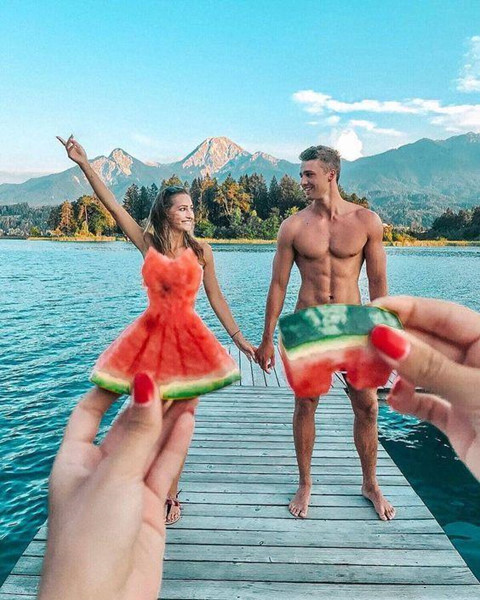 Muôn kiểu check-in bá đạo cùng hội bạn thân khi đi du lịch ảnh 14 Muôn kiểu check-in bá đạo cùng hội bạn thân khi đi du lịch