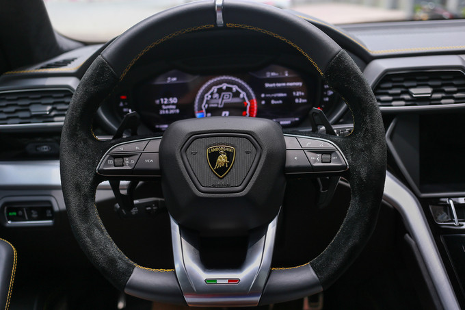 Siêu SUV Lamborghini Urus giá hơn 20 tỷ tại Việt Nam ảnh 10 Siêu SUV Lamborghini Urus giá hơn 20 tỷ tại Việt Nam