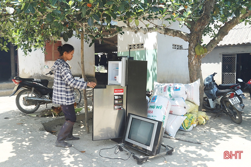 Trưởng ban Tổ chức Trung ương trực tiếp chỉ đạo chống cháy rừng ở Hương Sơn