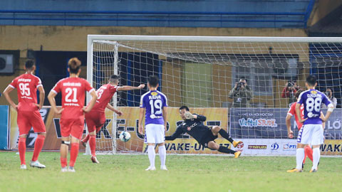 Lượt đi V.League 2019: 3 trận đấu gây bức xúc từ trọng tài