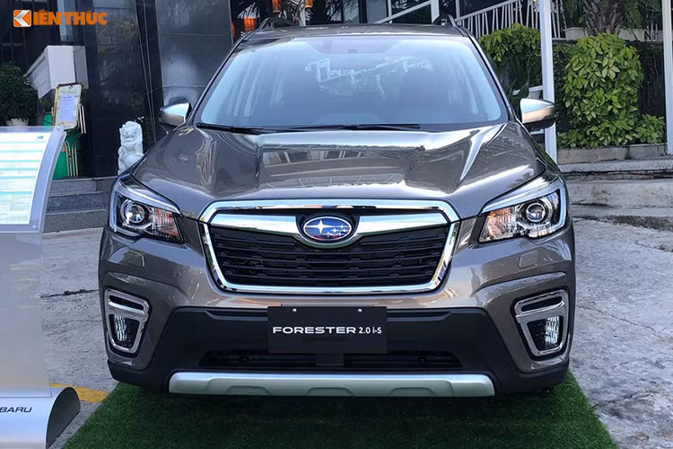 Cận cảnh Subaru Forester 2019 từ 990 triệu tại Việt Nam