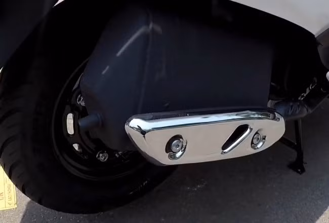 Ảnh thực tế Honda Activa 5G giới hạn giá 18,5 triệu đồng