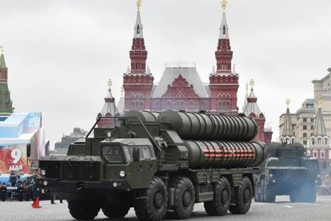 Nga tuyên bố sẵn sàng bán S-400 cho Iran Nga tuyên bố sẵn sàng bán S-400 cho Iran