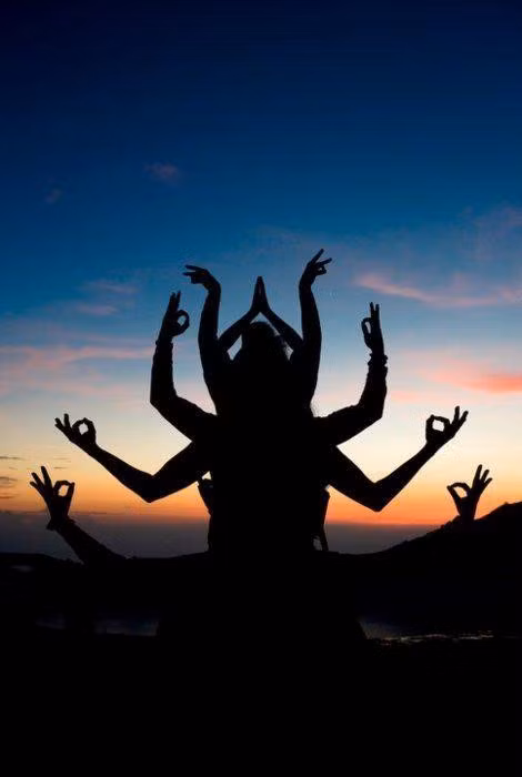 Muôn kiểu check-in bá đạo cùng hội bạn thân khi đi du lịch