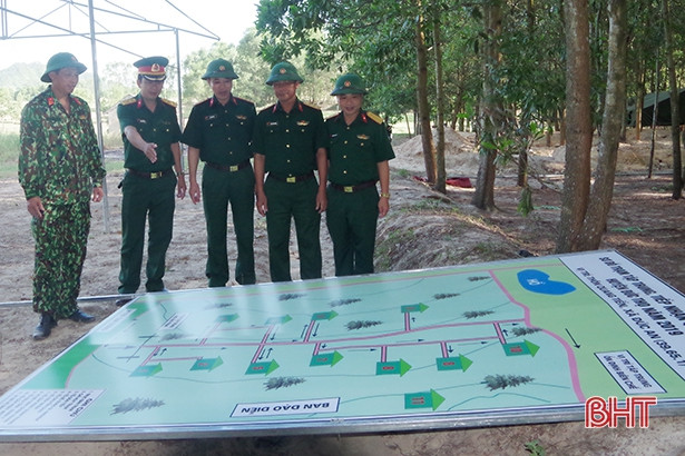 Chuẩn bị cho diễn tập khu vực phòng thủ huyện Đức Thọ