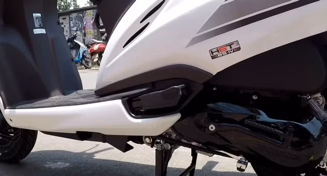 Ảnh thực tế Honda Activa 5G giới hạn giá 18,5 triệu đồng