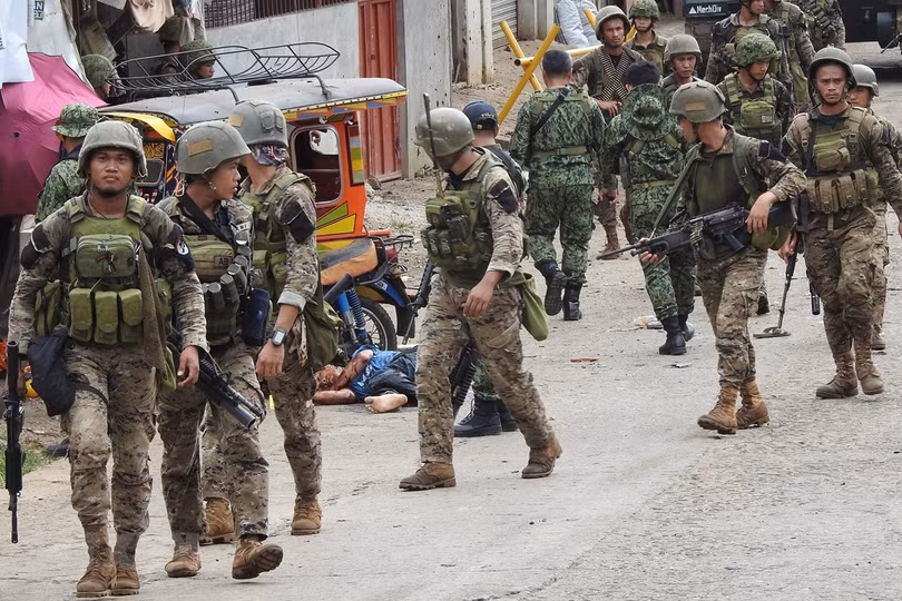 Đánh bom liều chết tại Philippines, khiến 16 người thương vong