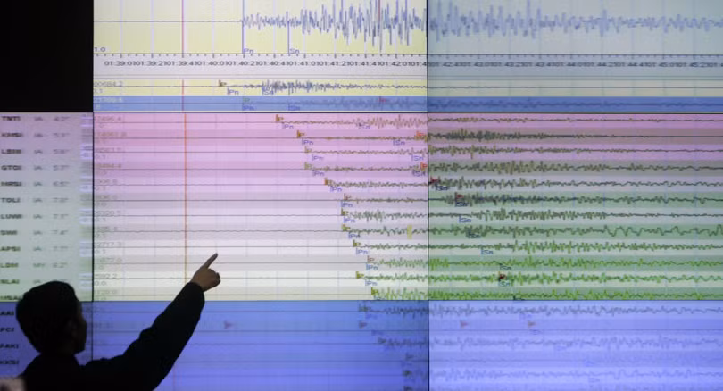 Động đất mạnh 7,5 độ Richter ở Indonesia, chưa cảnh báo sóng thần