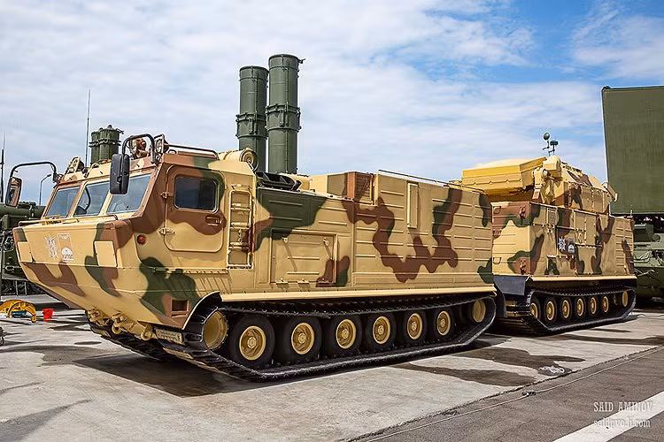 Dàn tên lửa phòng không Nga trưng bày tại Triển lãm Army 2019