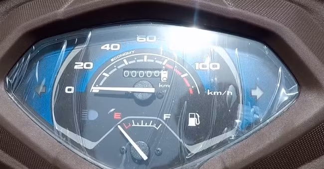 Ảnh thực tế Honda Activa 5G giới hạn giá 18,5 triệu đồng