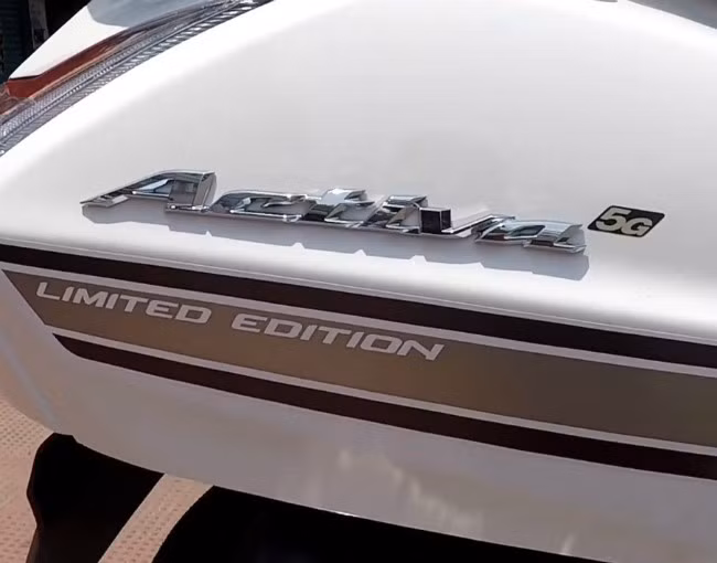 Ảnh thực tế Honda Activa 5G giới hạn giá 18,5 triệu đồng