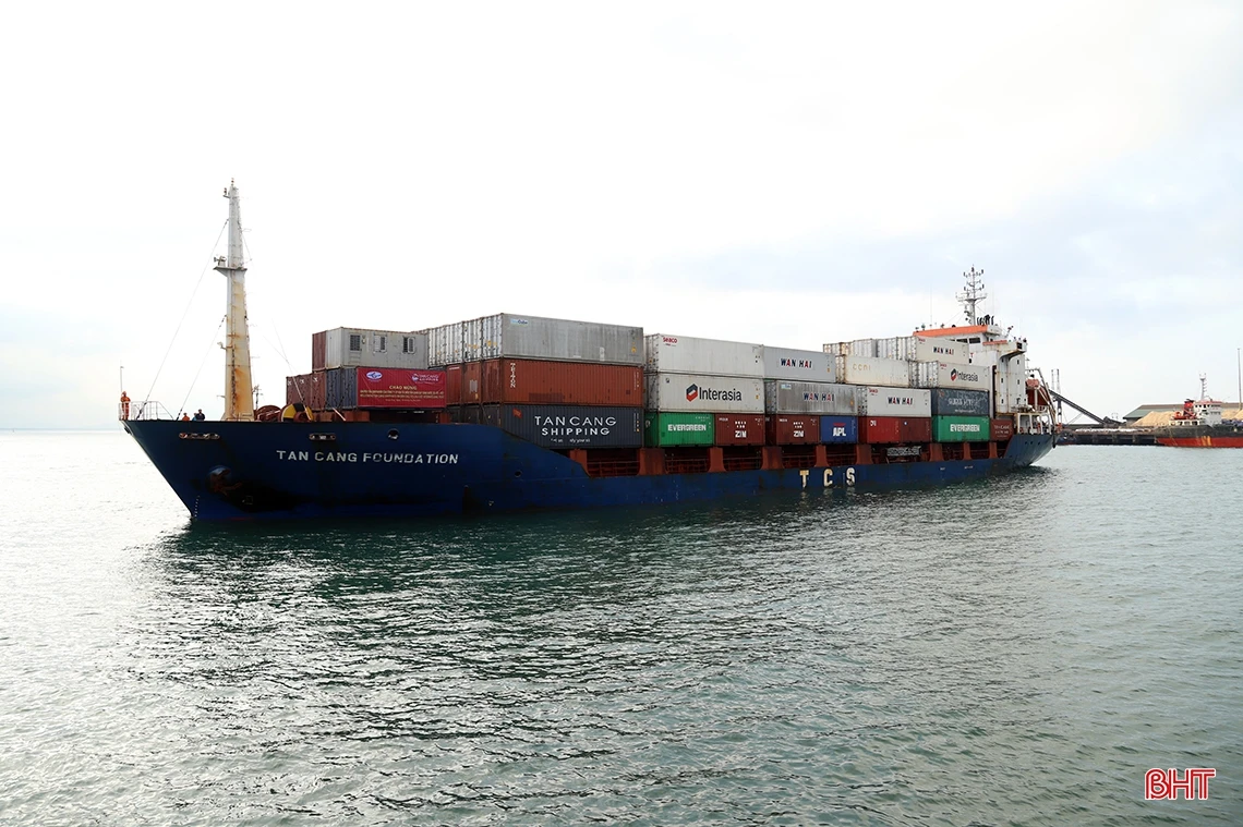 Hà Tĩnh có nhiều nỗ lực trong thu hút đầu tư, phát triển hệ thống cảng biển