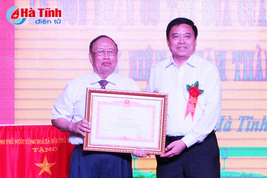cong ty mien trung don nhan co don vi xuat sac cua chinh phu