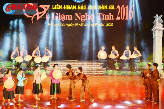 an tuong dem be mac lien hoan cac clb dan ca vi giam nghe tinh