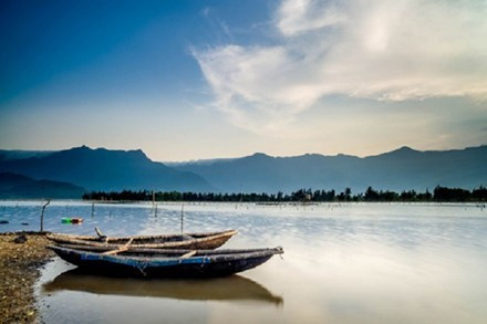 kham pha nhung dam nuoc dep nhat viet nam