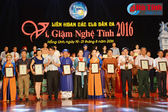 an tuong dem be mac lien hoan cac clb dan ca vi giam nghe tinh