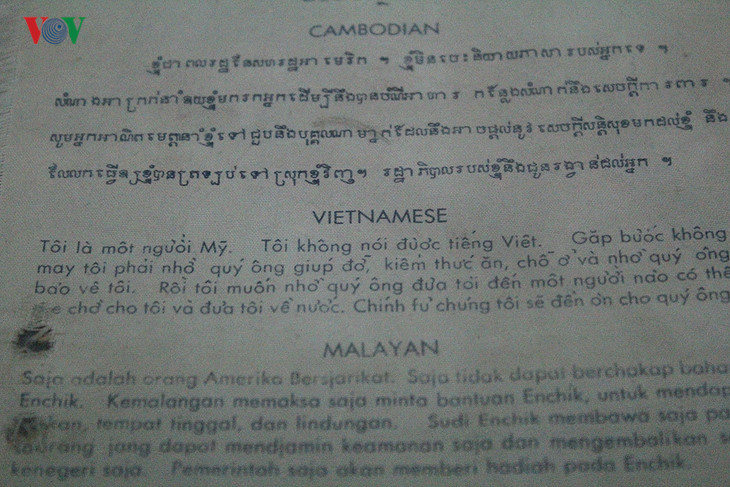 can canh ten lua sam 2 tung vit co may bay b 52 cua my