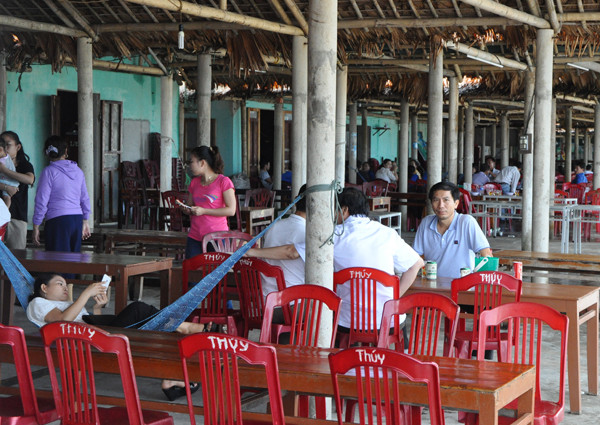 khang dinh bien sach bo truong tran hong ha va lanh dao 4 tinh mien trung tam bien an hai san