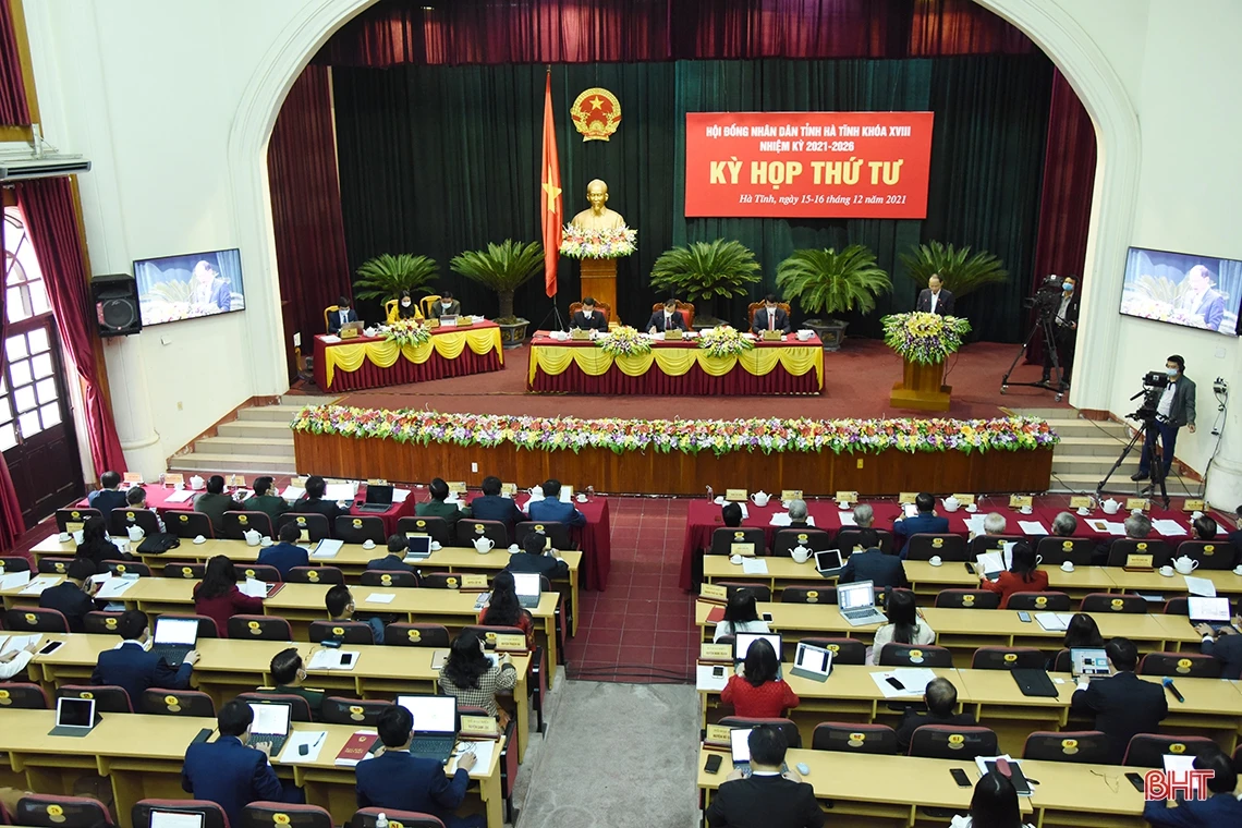 Khai mạc trọng thể Kỳ họp thứ 4, HĐND tỉnh Hà Tĩnh khóa XVIII