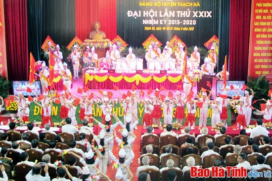 Đảng bộ các huyện Thạch Hà, Lộc Hà đại hội nhiệm kỳ 2015 - 2020 ảnh 1