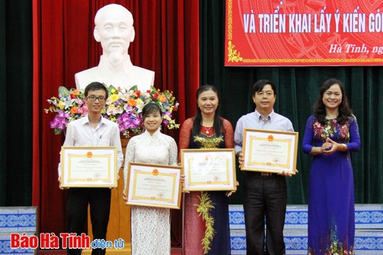 Trao giải Cuộc thi tìm hiểu Hiến pháp nước CHXHCN Việt Nam ảnh 5