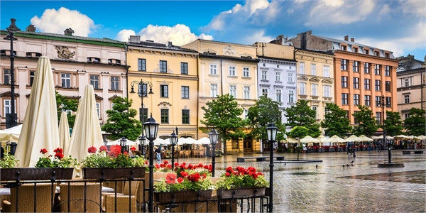 Krakow, Ba Lan (Ảnh: Shutterstock) Krakow, Ba Lan (Ảnh: Shutterstock)