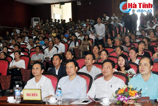 Sôi nổi tranh tài Hội thi CLB văn nghệ dân gian Nghi Xuân ảnh 3