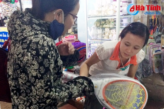 Vợt bắt muỗi...