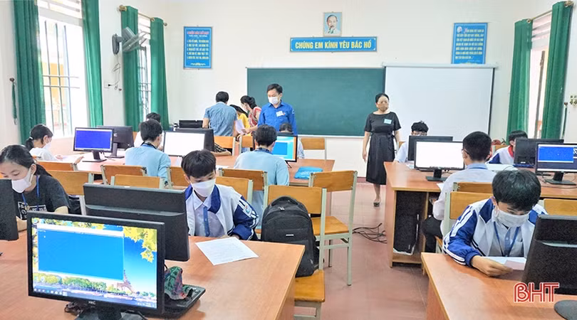 23 học sinh đạt giải tại Hội thi Tin học trẻ huyện Hương Khê năm 2022