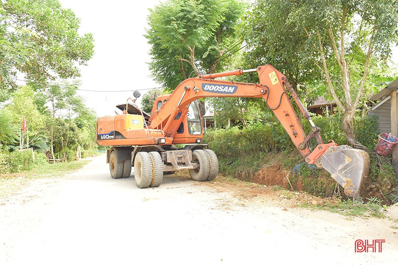 Xã biên giới Hà Tĩnh ra quân tháng cao điểm xây dựng nông thôn mới
