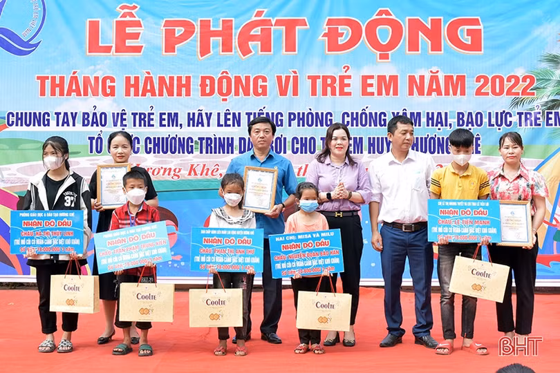 Hương Khê phát động Tháng hành động vì trẻ em năm 2022