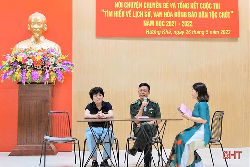 Trao thưởng Cuộc thi “Tìm hiểu về lịch sử, văn hóa đồng bào dân tộc Chứt” 