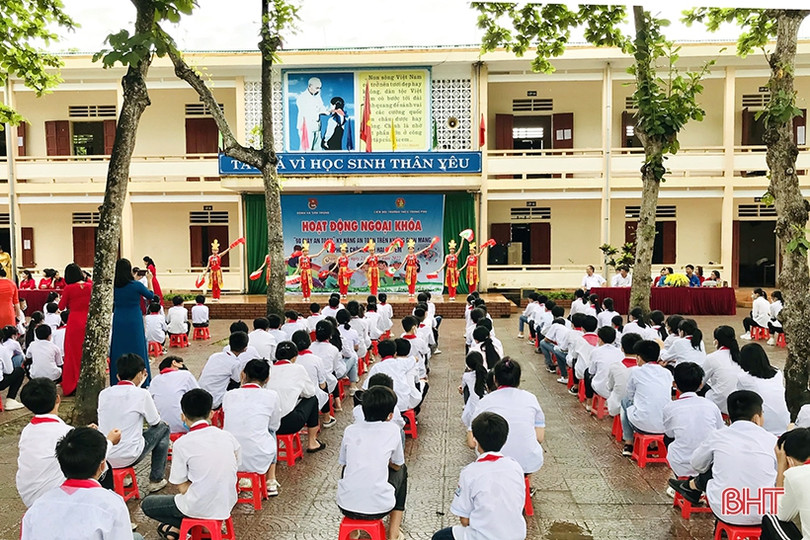 Truyền thông phòng ngừa tội phạm trên không gian mạng cho học sinh miền núi Hà Tĩnh