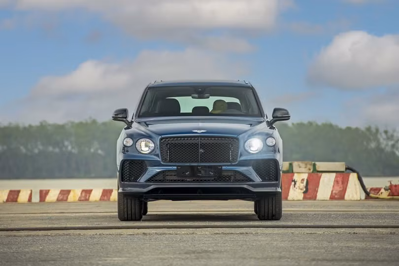 Bentley Bentayga S 2022 đầu tiên về Việt Nam, giá 18,9 tỷ đồng