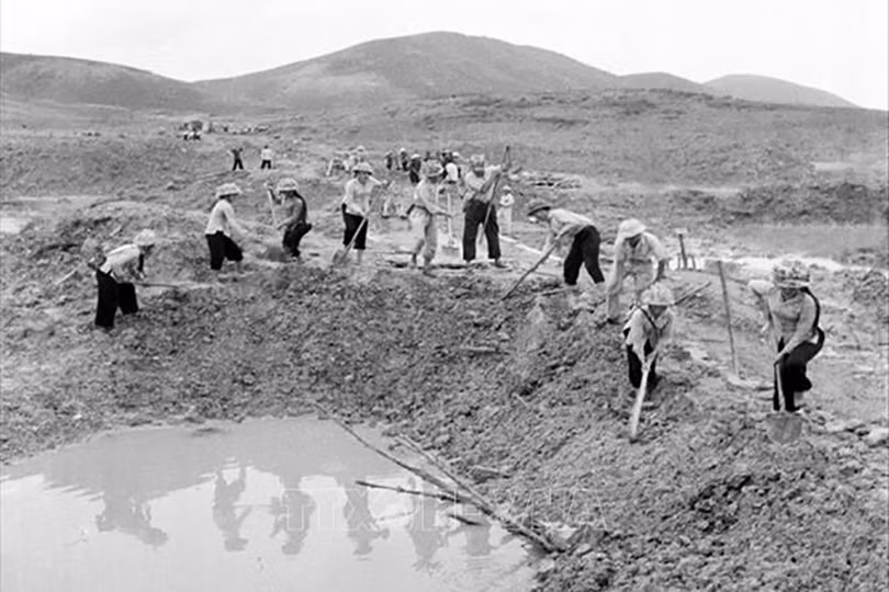 Đảng bộ và Nhân dân Hà Tĩnh thực hiện lời Bác Hồ dạy