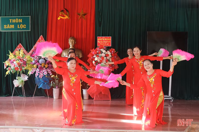 Phó Cục trưởng Cục Văn hóa cơ sở: Tượng Sơn là điển hình trong phong trào toàn dân xây dựng đời sống văn hóa