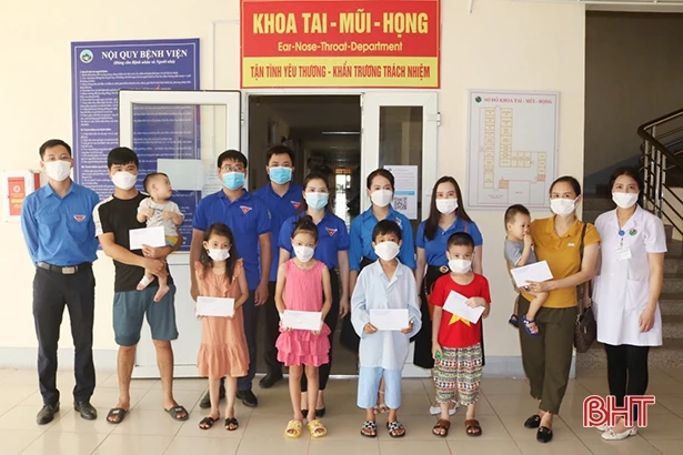 Tuổi trẻ Hà Tĩnh sôi nổi hưởng ứng “Ngày chủ nhật xanh”