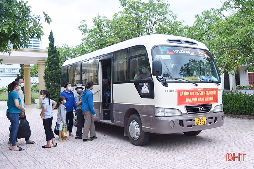 55 trẻ em Hà Tĩnh được phẫu thuật dị tật vùng mặt miễn phí