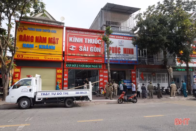 Thiết lập lại kỷ cương đô thị bên đường Hải Thượng Lãn Ông ở TP Hà Tĩnh