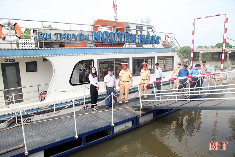 Cần thực hiện tốt các biện pháp đảm bảo trật tự ATGT đường thủy nội địa ở Hà Tĩnh