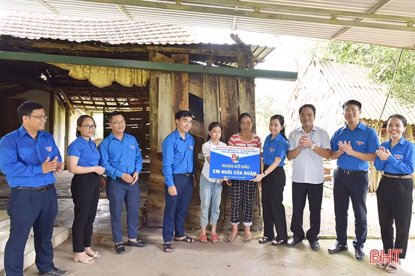 Sôi nổi các hoạt động hỗ trợ vùng “rốn lũ” Hà Tĩnh xây dựng nông thôn mới