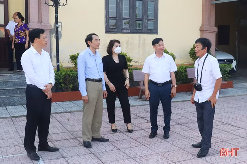 Phó Cục trưởng Cục Văn hóa cơ sở: Tượng Sơn là điển hình trong phong trào toàn dân xây dựng đời sống văn hóa