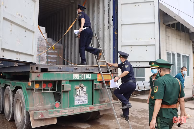 Do đâu, thu thuế xuất nhập khẩu qua Cửa khẩu quốc tế Cầu Treo giảm?!