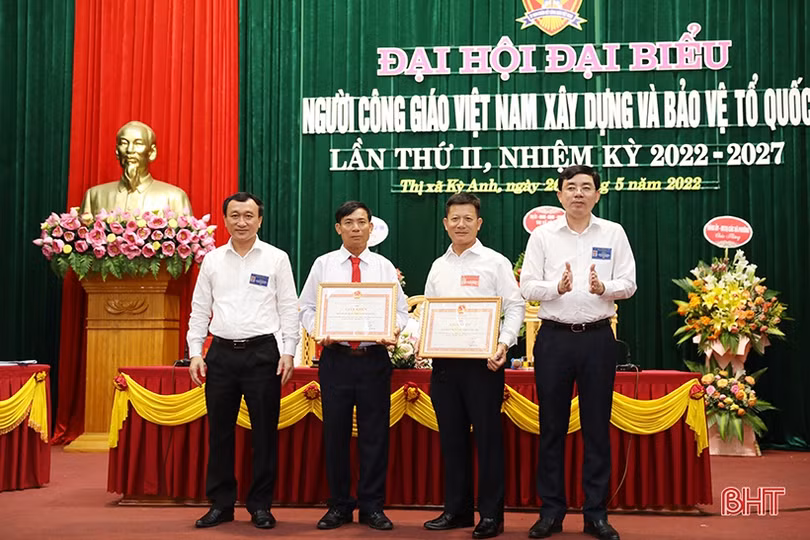 Người công giáo TX Kỳ Anh đoàn kết, tích cực xây dựng, bảo vệ Tổ quốc