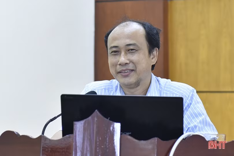 Đảng bộ Khối CCQ&DN tỉnh tập trung tuyên truyền kỷ niệm 65 năm Ngày Bác Hồ về thăm Hà Tĩnh